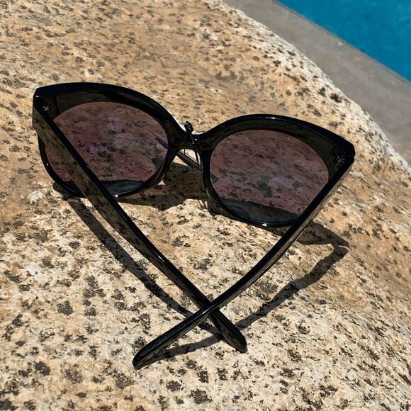 Funky Oversized Round Sunglasses Black Frame - Picture 4 of 6